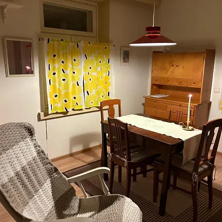 Lapinkangas Yksioe 60m2 Paritalossa, Oma Piha Ja Sauna Prázdninový dům