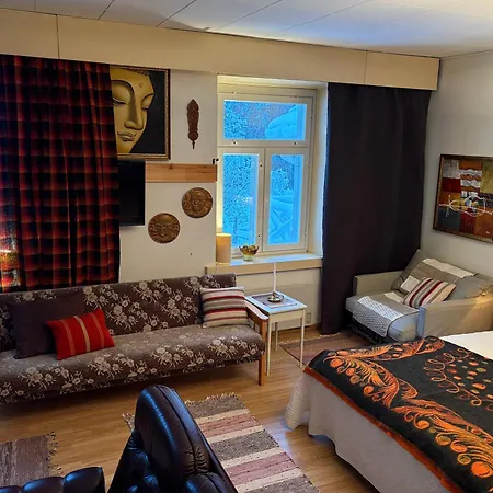 Hébergement de vacances Lapinkangas Yksioe 60m2 Paritalossa, Oma Piha Ja Sauna